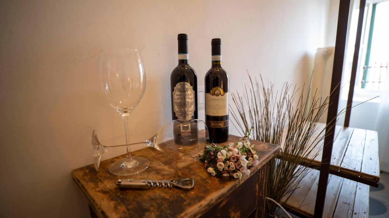 Locanda Dell'Oleificio Mezzane di Sotto ภายนอก รูปภาพ