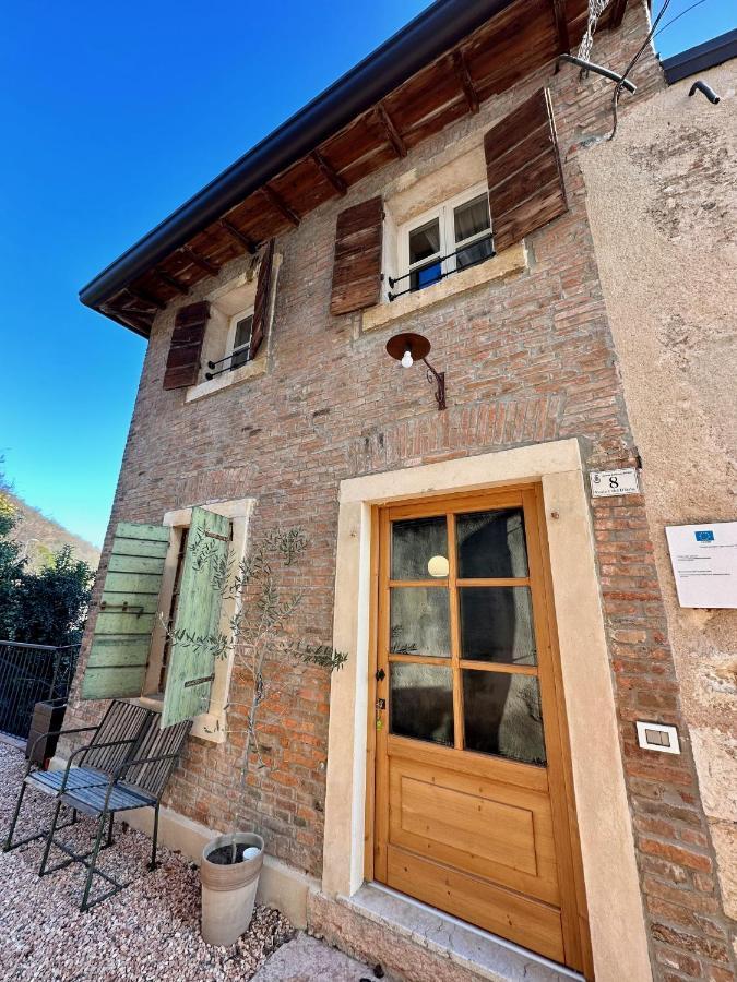 Locanda Dell'Oleificio Mezzane di Sotto ภายนอก รูปภาพ