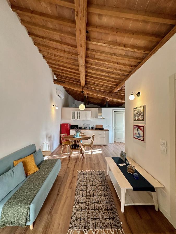 Locanda Dell'Oleificio Mezzane di Sotto ภายนอก รูปภาพ